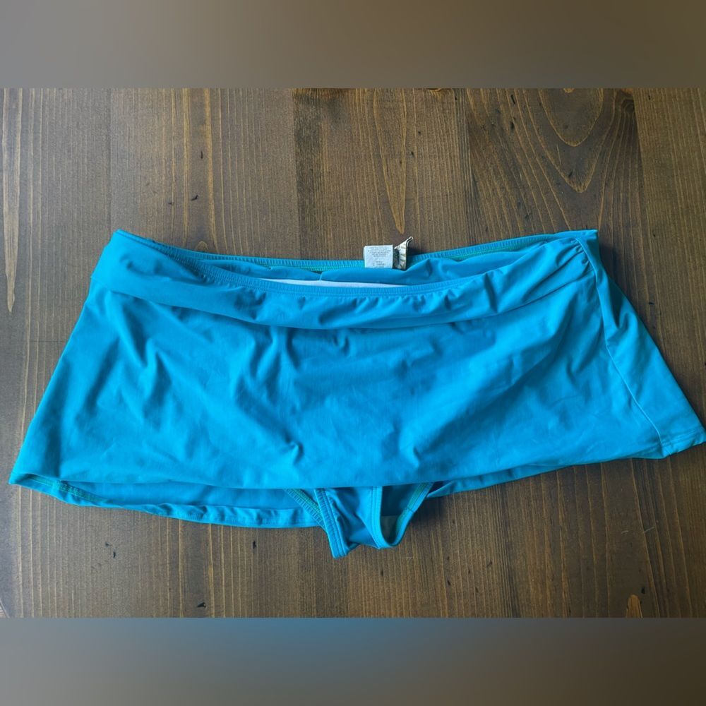 Swim bottoms size large 2 bamboo